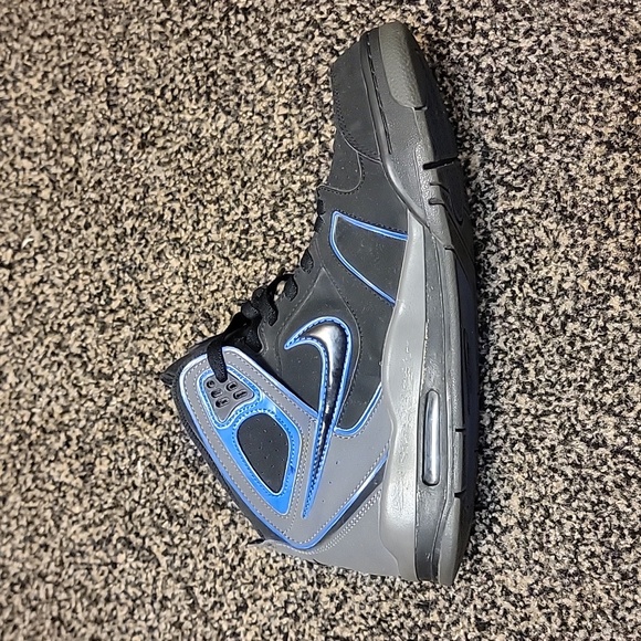 Nike Air Flight Falcon's, Size 11, Black and Granite with Blue Accents. - Picture 7 of 9